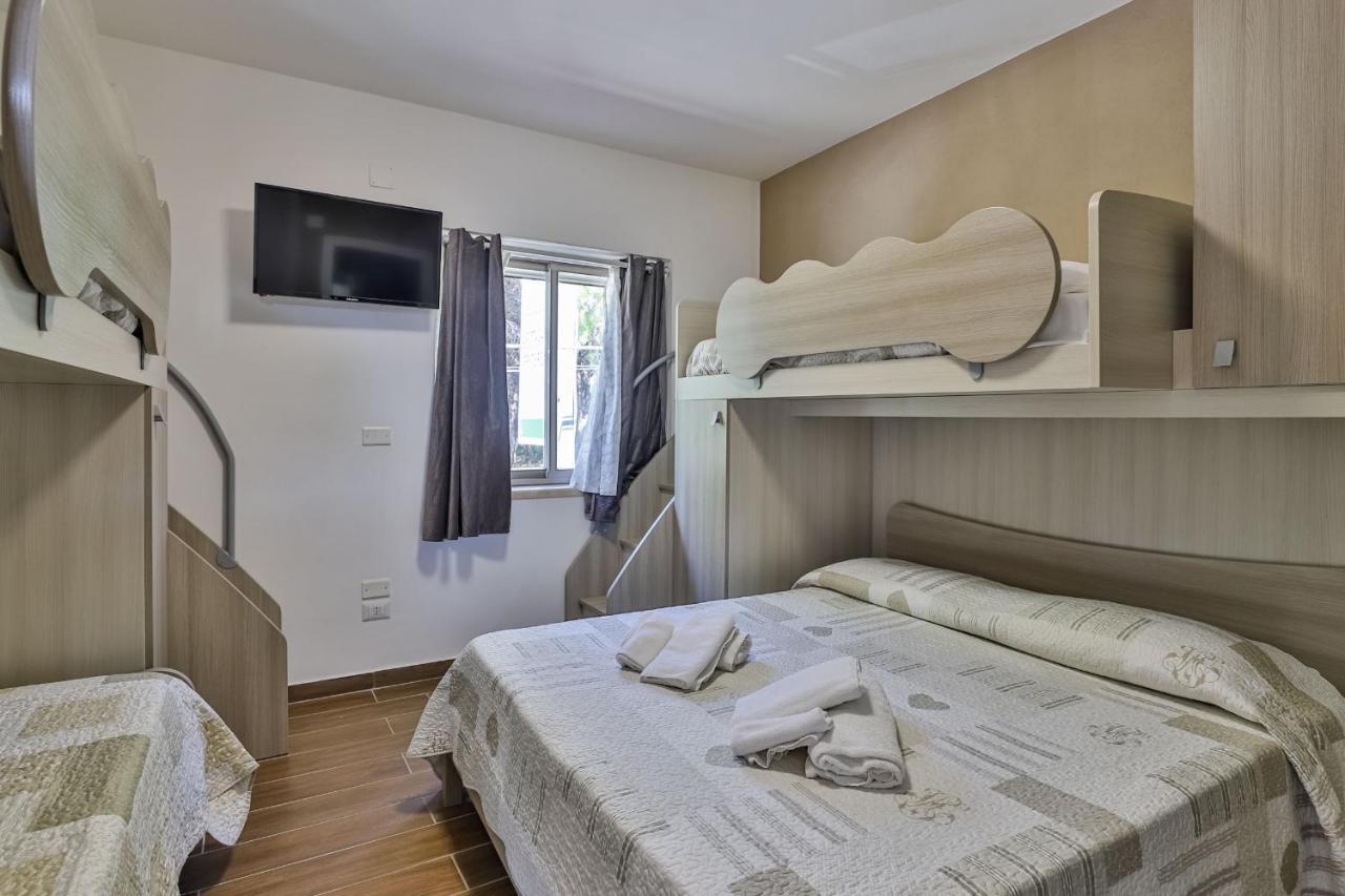 Il Pineto Paestum Food & Rooms Экстерьер фото