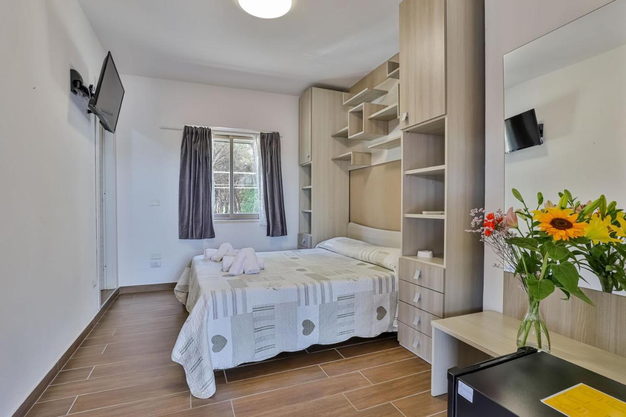 Il Pineto Paestum Food & Rooms Экстерьер фото